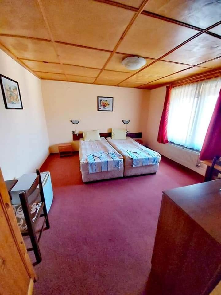 Family Hotel Santo Bansko Exterior photo